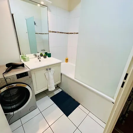 Stylish A Stone's Throw From Disneyland Paris Daire